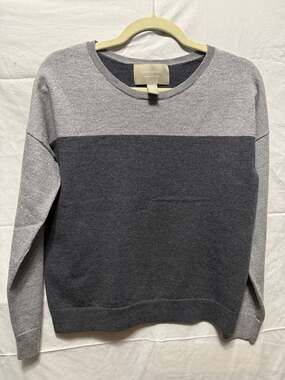 Banana Republic 100% Merino Wool Metallic Sweater, Silver Gray, L